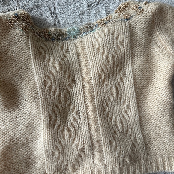 Embroidered wool cropped cardigan - Picture 6 of 7